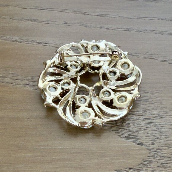 Vintage Aurora Borealis Rhinestone Circle Brooch Pin Gold-Tone Setting - Picture 5 of 10